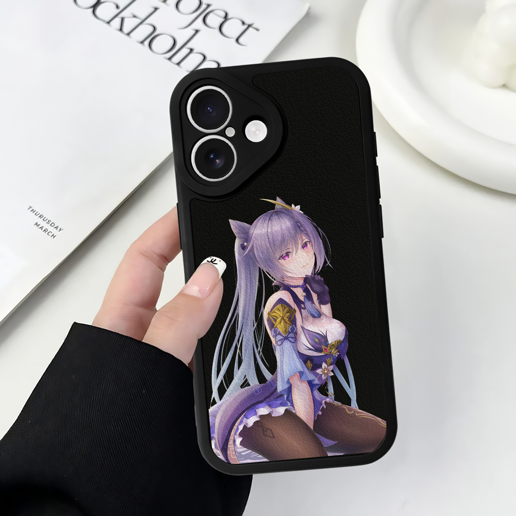 げんし神 刻晴 こくせい genshin Kokusei 【iPhone 16シリーズ対応】シリコンスマホケース（レザー調） 材質：シリコン